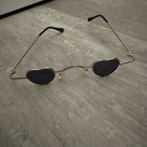 Stylish Black Sunglasses